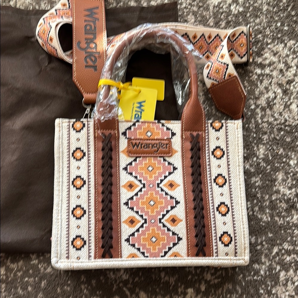 Wrangler Cream and Brown Tote Bag with Geometric Pattern